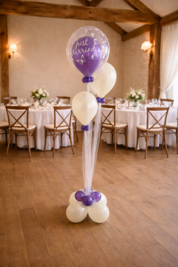 Raumdekoration mit Doppelballon  und Latexballons in Weiß und